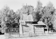 Рис.4 - Церковь Ризположения. Вид с северо-востока. Фото И. Н. Шургина. 1998 г.